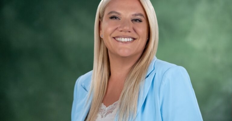 Virginia Busnelli: "La obesidad no se trata con dieta, caminar 10 mil pasos y psicólogo: hay que personalizar y no culpabilizar"