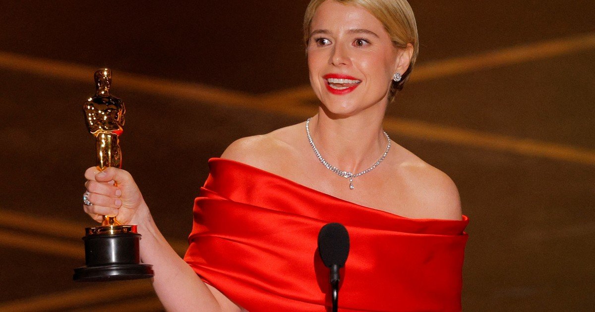 Quién es Jessie Buckley, la actriz que ganó el Oscar y todos los premios de la temporada