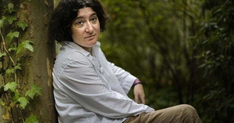 María Stepánova, escritora: “Es prácticamente imposible derrocar a Putin desde dentro de Rusia”