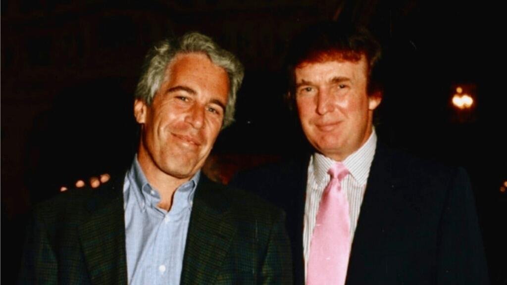 Departamento de Justicia de EE. UU. publica algunos archivos de Epstein con acusaciones contra Trump