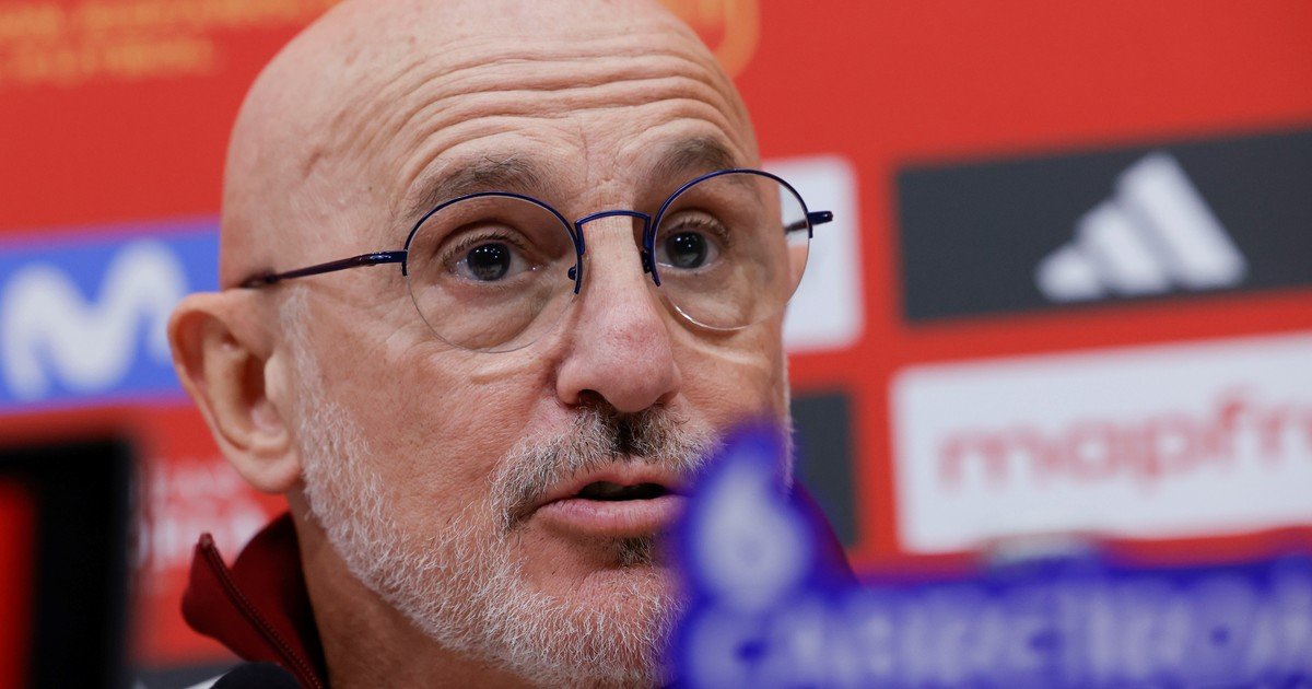 El DT de España le contestó a Domínguez por la polémica con la Finalissima: "Nosotros estábamos como locos por jugar con Argentina"