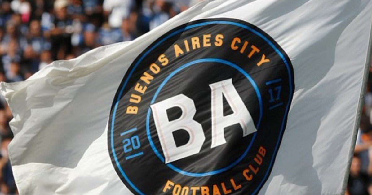 La historia del Buenos Aires City Club, el equipo que surgió del fútbol playa y se suma al Torneo Promocional Amateur