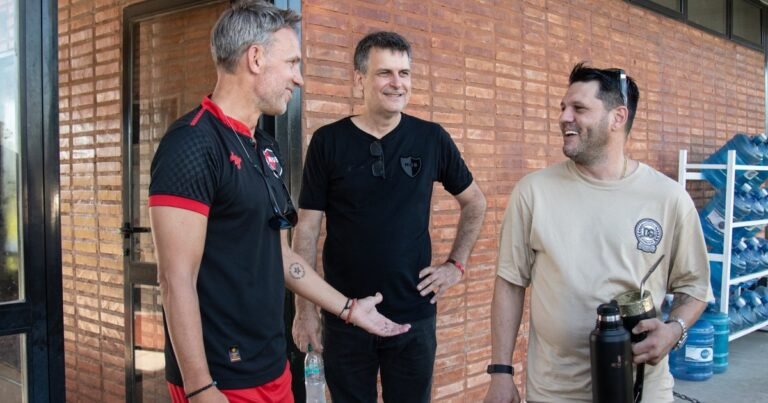 Leones FC, el club de la familia Messi, debuta en la Primera C a puertas cerradas: Lionel hincha a la distancia y cómo ver en vivo