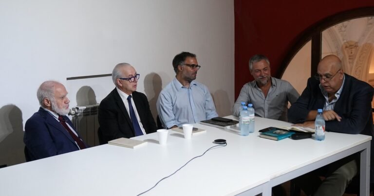 Más de 250.000 visitantes: el éxito de la muestra egipcia en el Bellas Artes que reabre preguntas