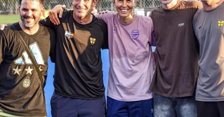 Sofía Maccari, la única mujer entrenadora de los 28 equipos del Metropolitano de hockey: "Es un ambiente muy masculino en un deporte femenino"