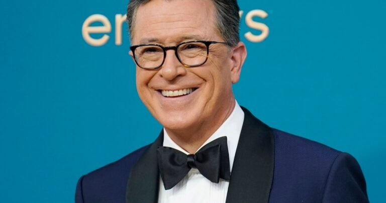 Sorpresa en Hollywood: Stephen Colbert escribirá el guion de la nueva película El Señor de los Anillos