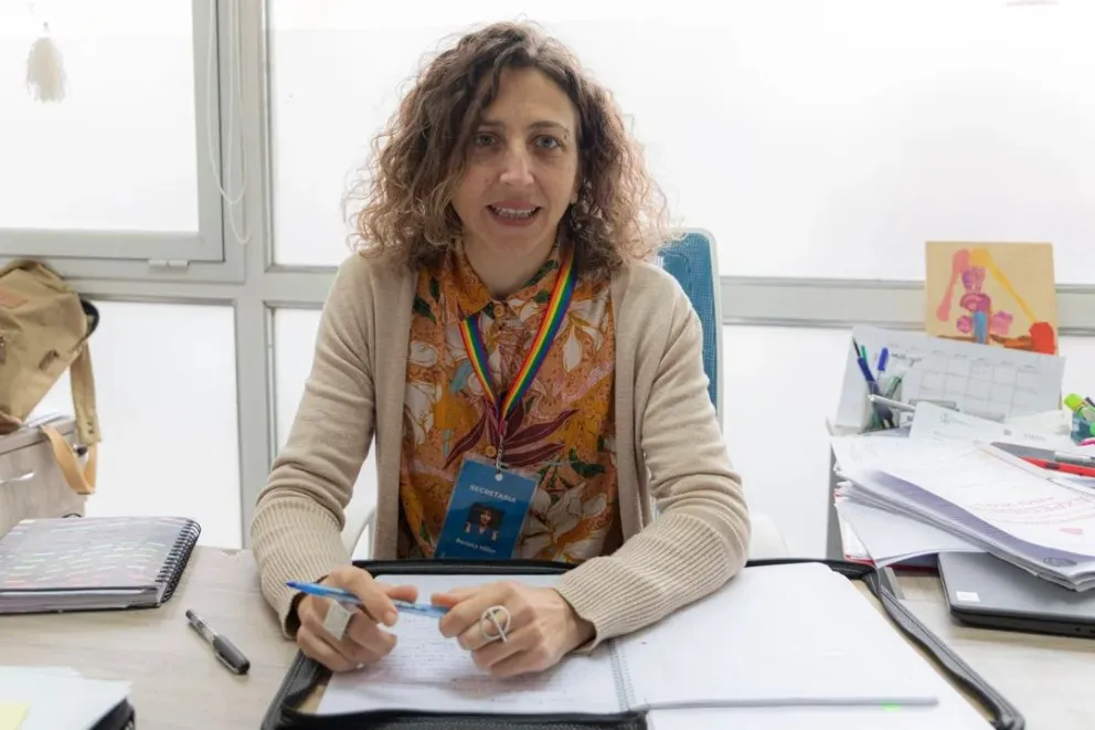 Renata Hiller presenta "Pura vena" en Comodoro