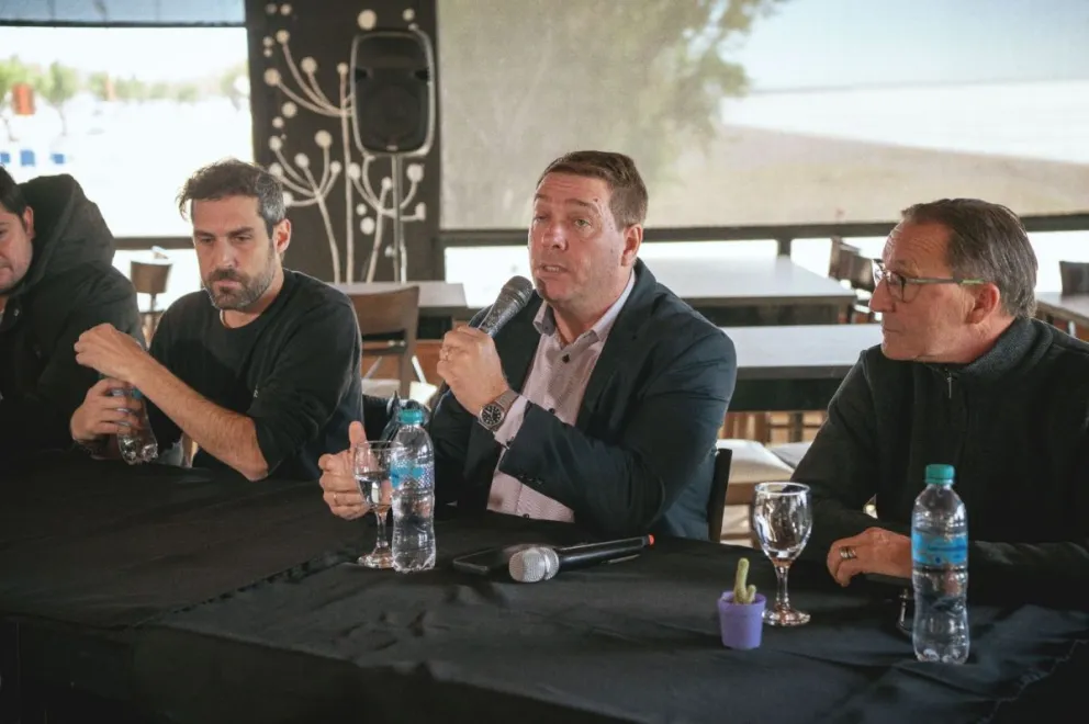 Rawson presentó el primer hackatón para estudiantes secundarios de la ciudad