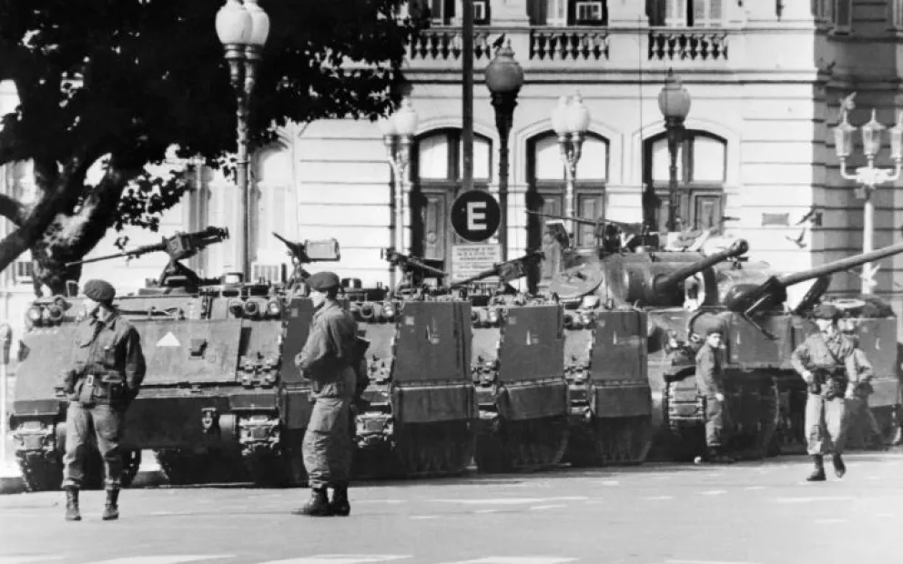 A 50 años del Golpe: periodismo, memoria, siempre democracia y la tapa de Crónica