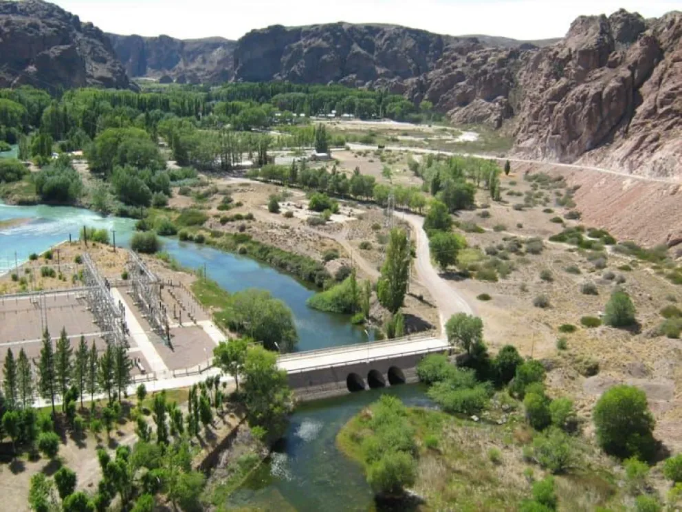 El Gobierno confirmó que las condiciones del embalse del Dique Ameghino están dentro de los parámetros normales