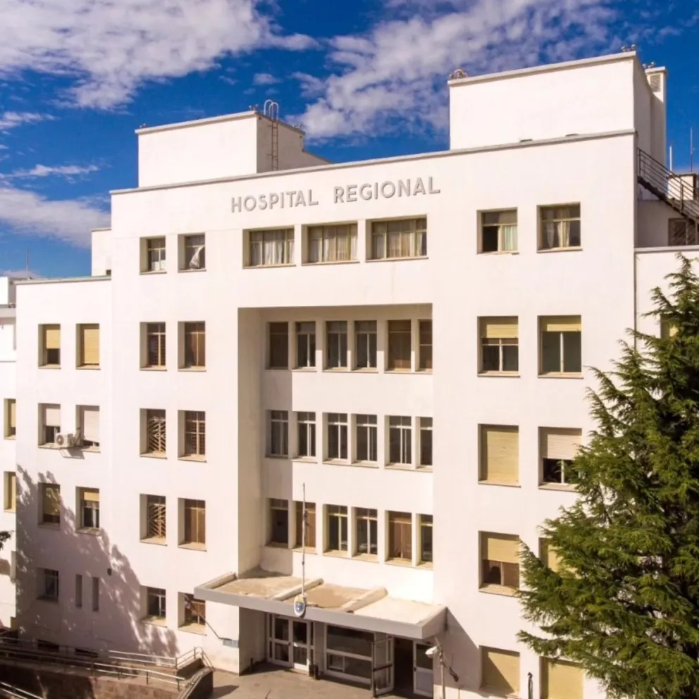 Un niño de tres años está internado en el hospital con el 50% del cuerpo quemado