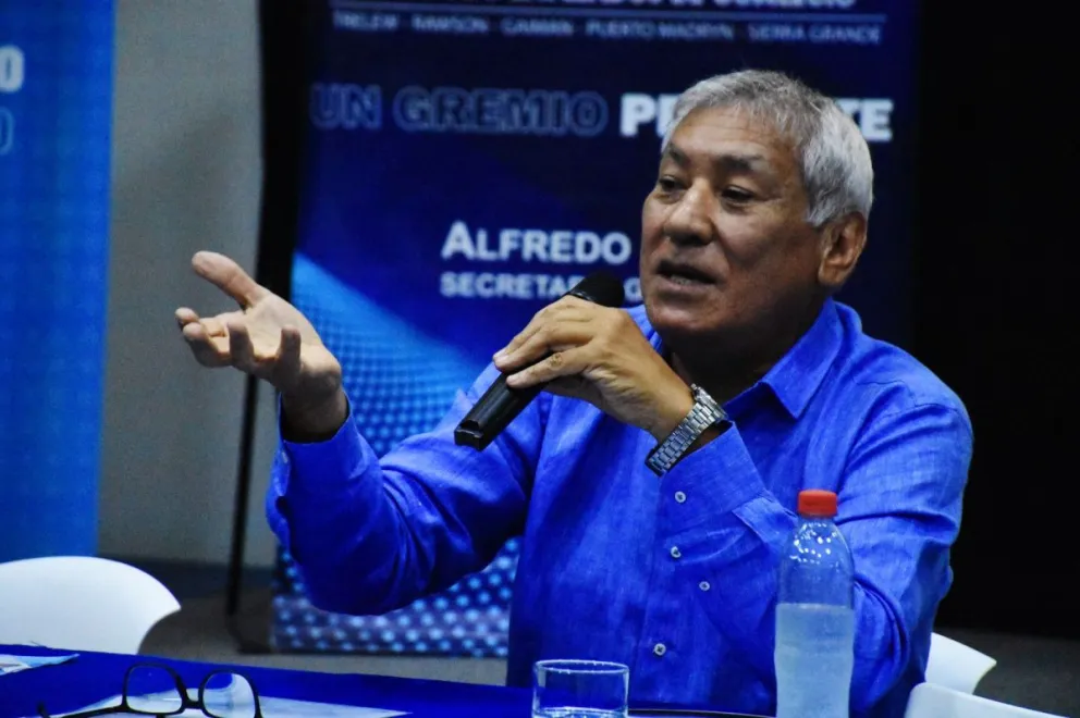 Beliz: "Están dejando a los trabajadores chubutenses sin herramientas"