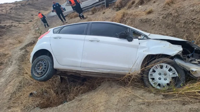 Vuelco en la Ruta 3 a la altura del Cenotafio