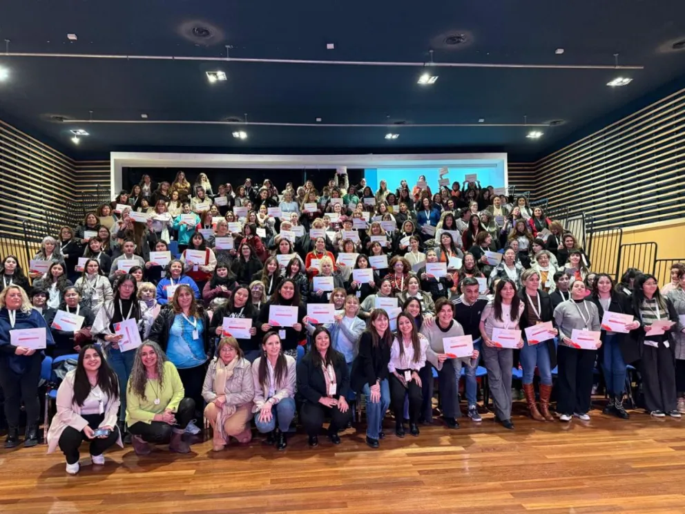 Con gran participación de mujeres se realiza en Gaiman una nueva jornada de "Raíz Emprendedora"