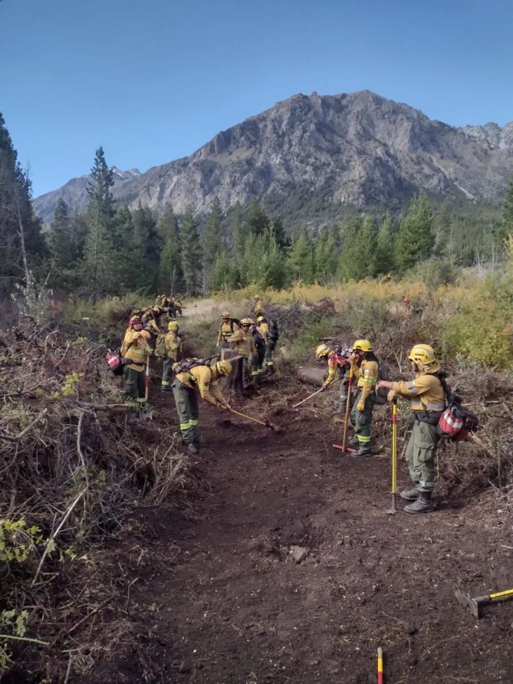 El SPLIF El Bolsón refuerza su capacidad operativa con prácticas en terreno