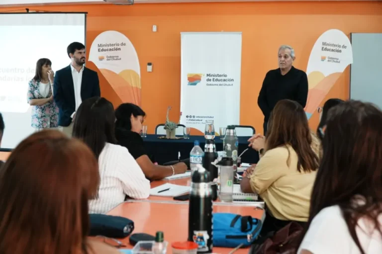 Playa Unión fue sede del Primer Encuentro de la Red de Escuelas Secundarias Innovadoras