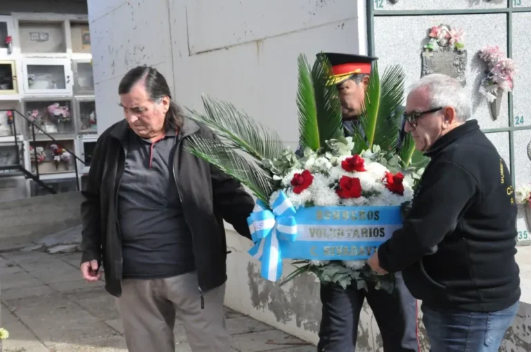 A diez años de su fallecimiento en servicio: emotivo homenaje al bombero Luis Gramajo