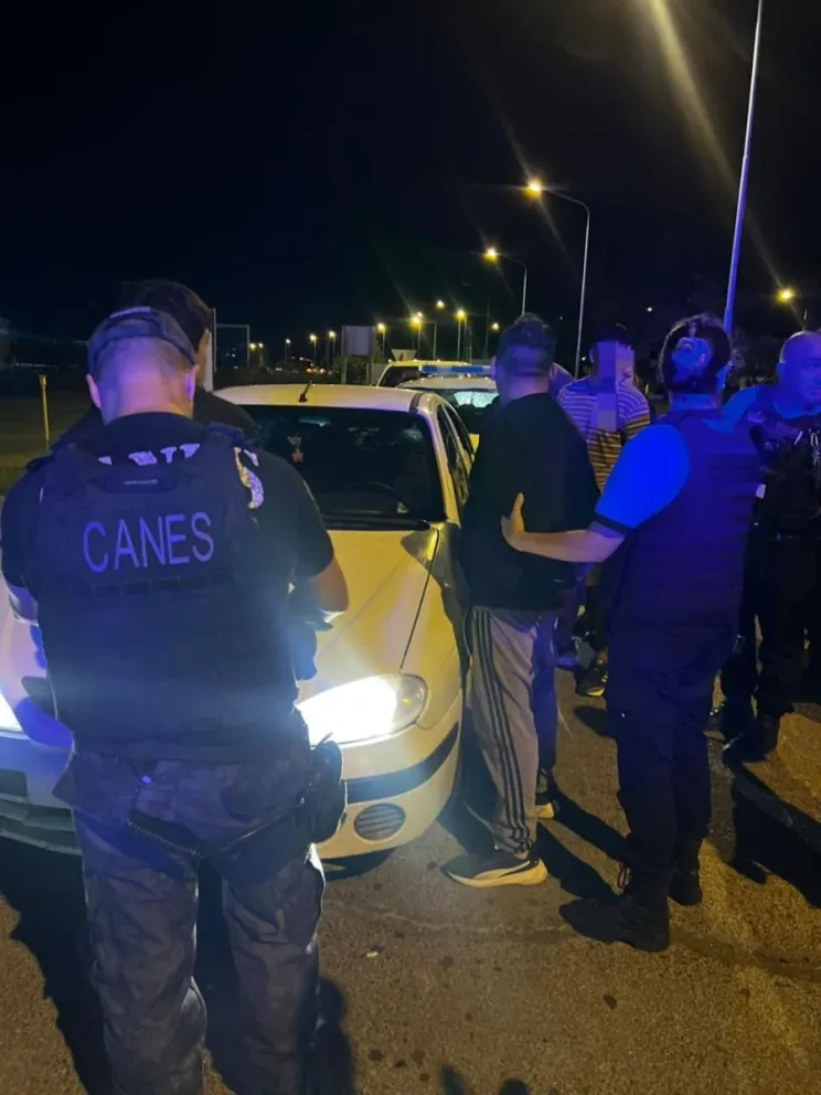 Persecución y detención de cuatreros en el acceso a Trelew