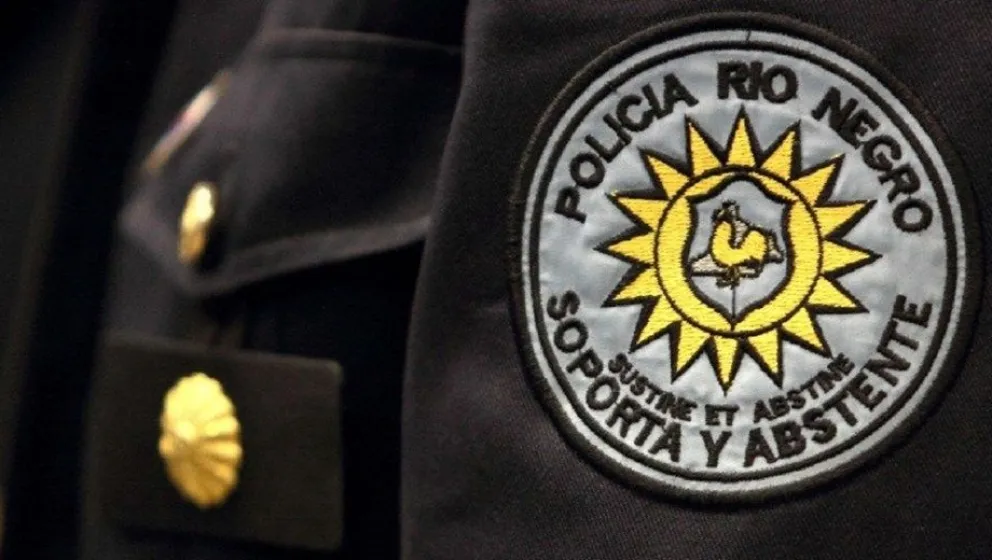 Jefe policial de Río Negro chocó alcoholizado en Ruta 7, se fue del hospital y lo apartaron
