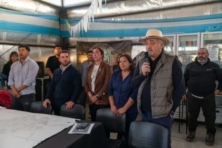 Othar anunció la obra de red de gas para Km. 17: alcanzará a 95 lotes en una primera etapa