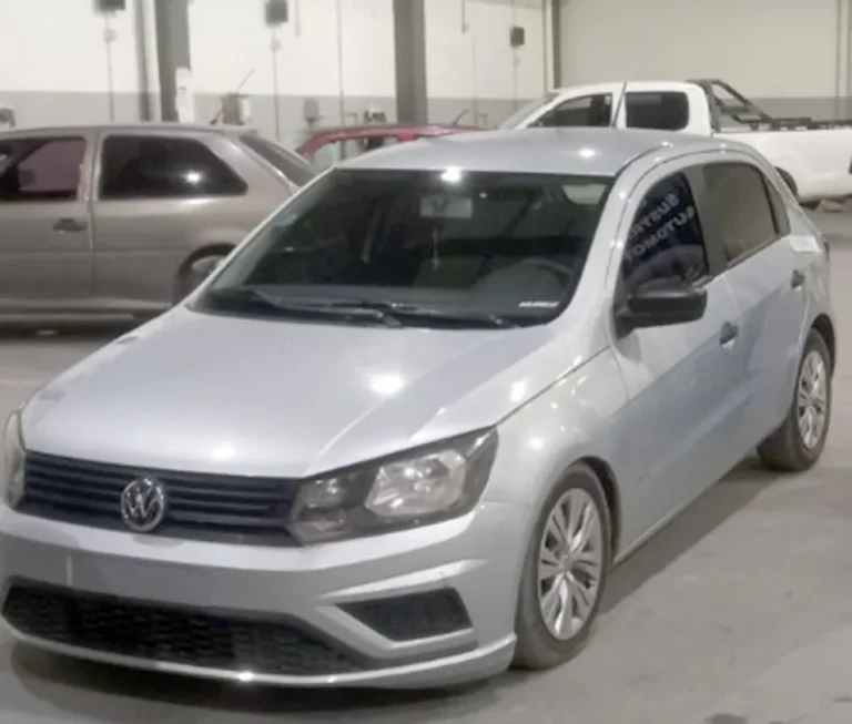 Encontraron en Trelew un auto robado hace cuatro años en Buenos Aires