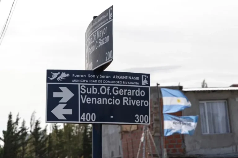 Comodoro rinde homenaje a los héroes de Malvinas a través de sus calles