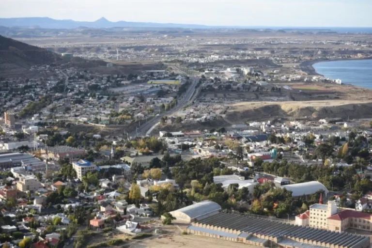 El barrio Mosconi avanza con obras  y mejoras en seguridad vial que impulsan el comercio barrial