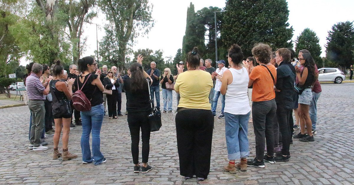 Marcelo Araujo fue despedido en el cementerio de Chacarita pero un desafortunado error provocó el enojo de sus seres queridos