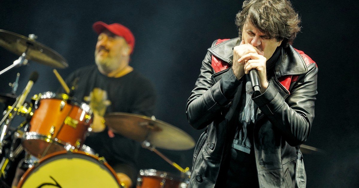 El emotivo mensaje de Andrés Ciro Martínez por la muerte de Daniel Buira, el primer baterista y fundador de Los Piojos: "Te fuiste tempranito"