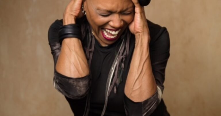 Dee Dee Bridgewater, la gran dama del jazz, viene por primera vez a la Argentina: orgullosa de ser negra, se fue de Francia "para no decolorarse"