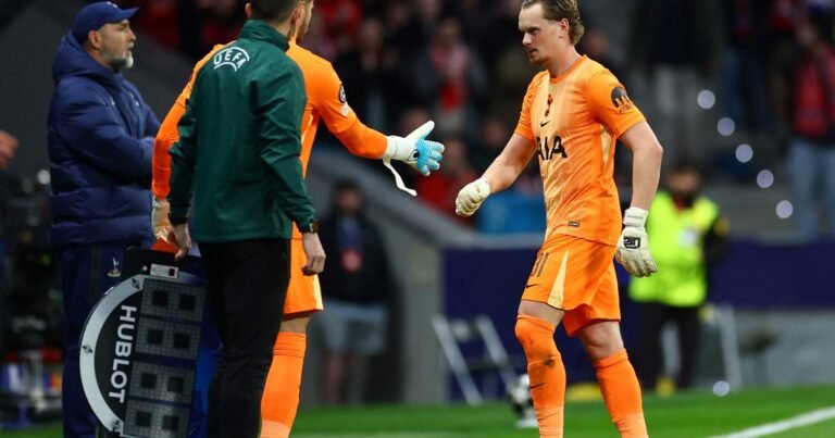 La pesadilla de Antonin Kinsky en Champions League, el arquero del Tottenham que se comió tres goles contra el Atlético y lo sacaron a los 15 minutos