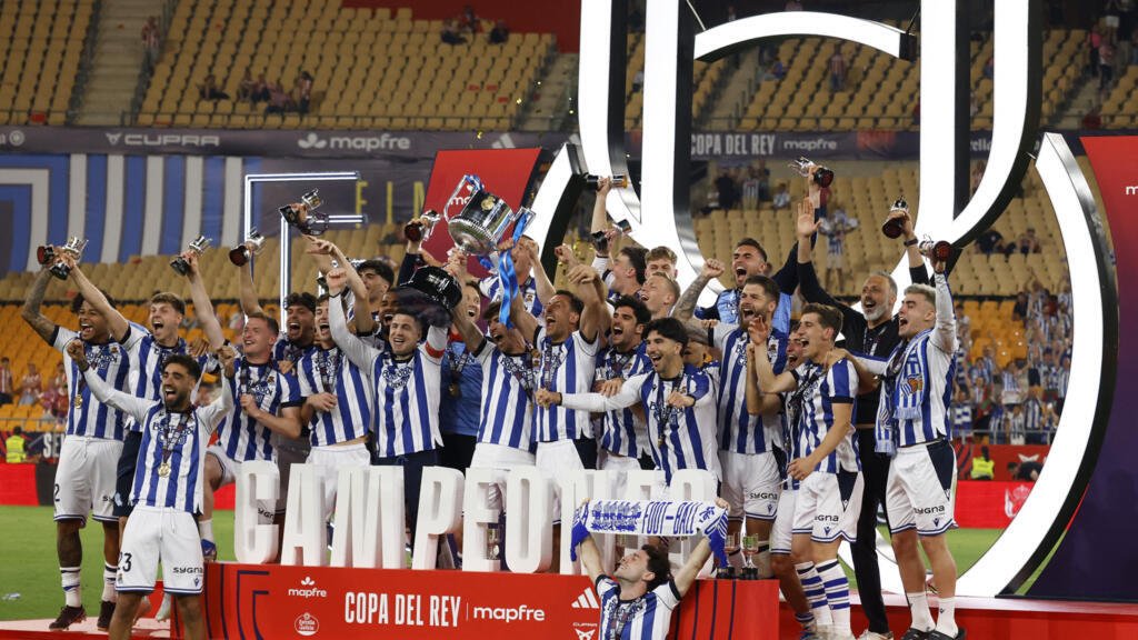 Portero Marrero se viste de héroe para coronar a la Real Sociedad en la Copa del Rey