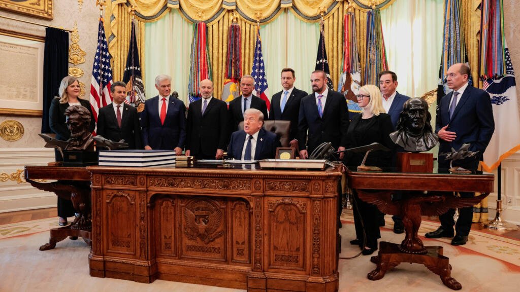 ¿Quién mantiene el apoyo a Trump frente a la desaprobación mayoritaria?