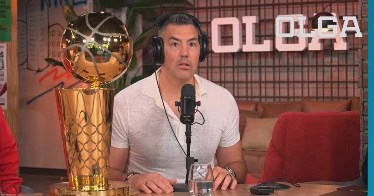 Luis Scola estaba dando una nota en OLGA cuando una camioneta perdió el control y casi choca con el estudio: la reacción del ex NBA