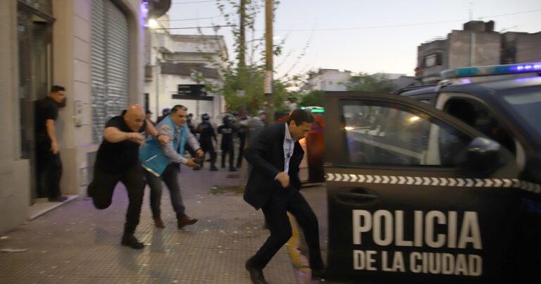 En una insólita defensa, Marcelo Moretti se comparó con Adorni y Chiqui Tapia: "Tuviera que haber sido más hijo de p..."