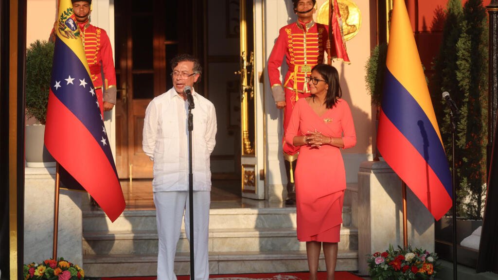 Delcy Rodríguez y Gustavo Petro anuncian cooperación en inteligencia para combatir el crimen