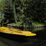 Pueblo de canales en Alemania mantiene vivo el correo en barco de 129 años