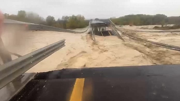 Fuertes nevadas e inundaciones en Italia dejan a vecinos atrapados y dañan infraestructuras