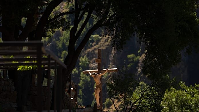 El Ejército israelí confirma que su soldado profanó una estatua de Jesucristo en Líbano