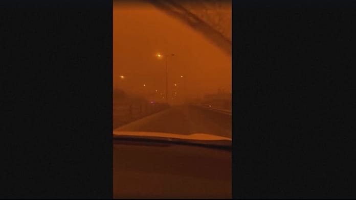 El polvo del Sáhara tiñe de rojo el cielo de Creta