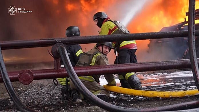 Ataques golpean Sloviansk y Sumy mientras Rusia bombardea ciudades ucranianas