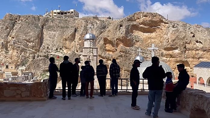 La Pascua silenciosa de Maaloula: sin fieles ni alegría en la ciudad del arameo