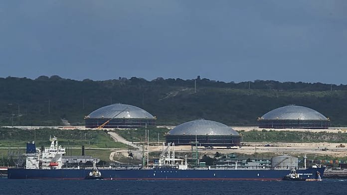 Rusia planea enviar un segundo petrolero a Cuba en plena crisis energética