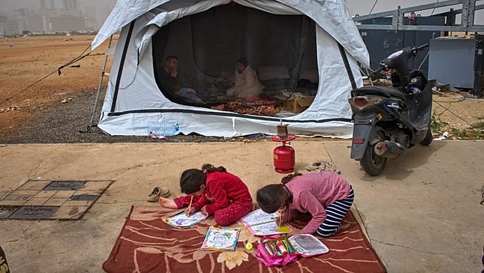 EE.UU. e Irán se apresuran a encontrar al piloto derribado desaparecido mientras Líbano se enfrenta a intensos ataques israelíes