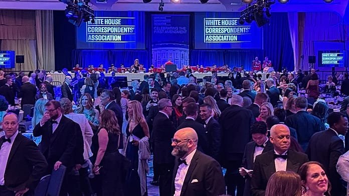 El hombre acusado de intentar matar a Trump en la gala de corresponsales acepta seguir en prisión