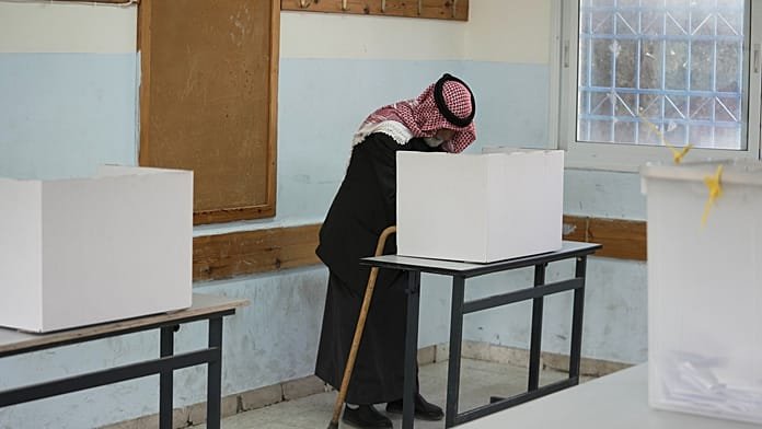 Las primeras elecciones locales palestinas en décadas: ¿Un intento de arreglar la situación o de perpetuar la división geográfica?