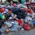 La basura se acumula en Bali tras la prohibición de vertederos y desata una crisis de residuos