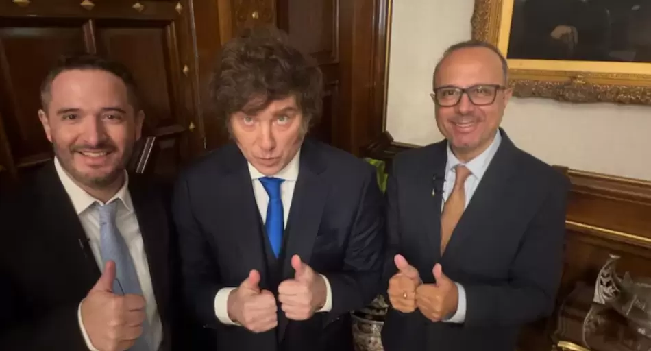 Milei reveló por qué no dolariza: "La gente no quiere hacerlo"