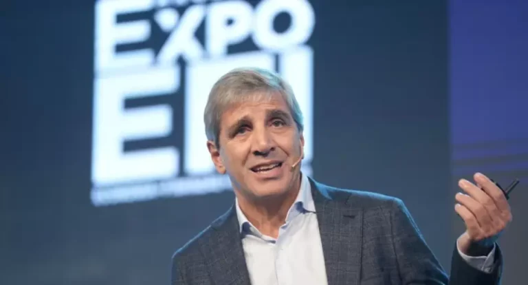 "Nos van a sobrar los dólares": el impactante pronóstico de Caputo sobre el superávit de energía y minería