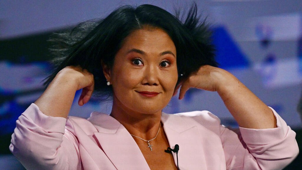 Perú: Keiko Fujimori lidera la intención de voto pese al ascenso sorpresivo de Carlos Álvarez